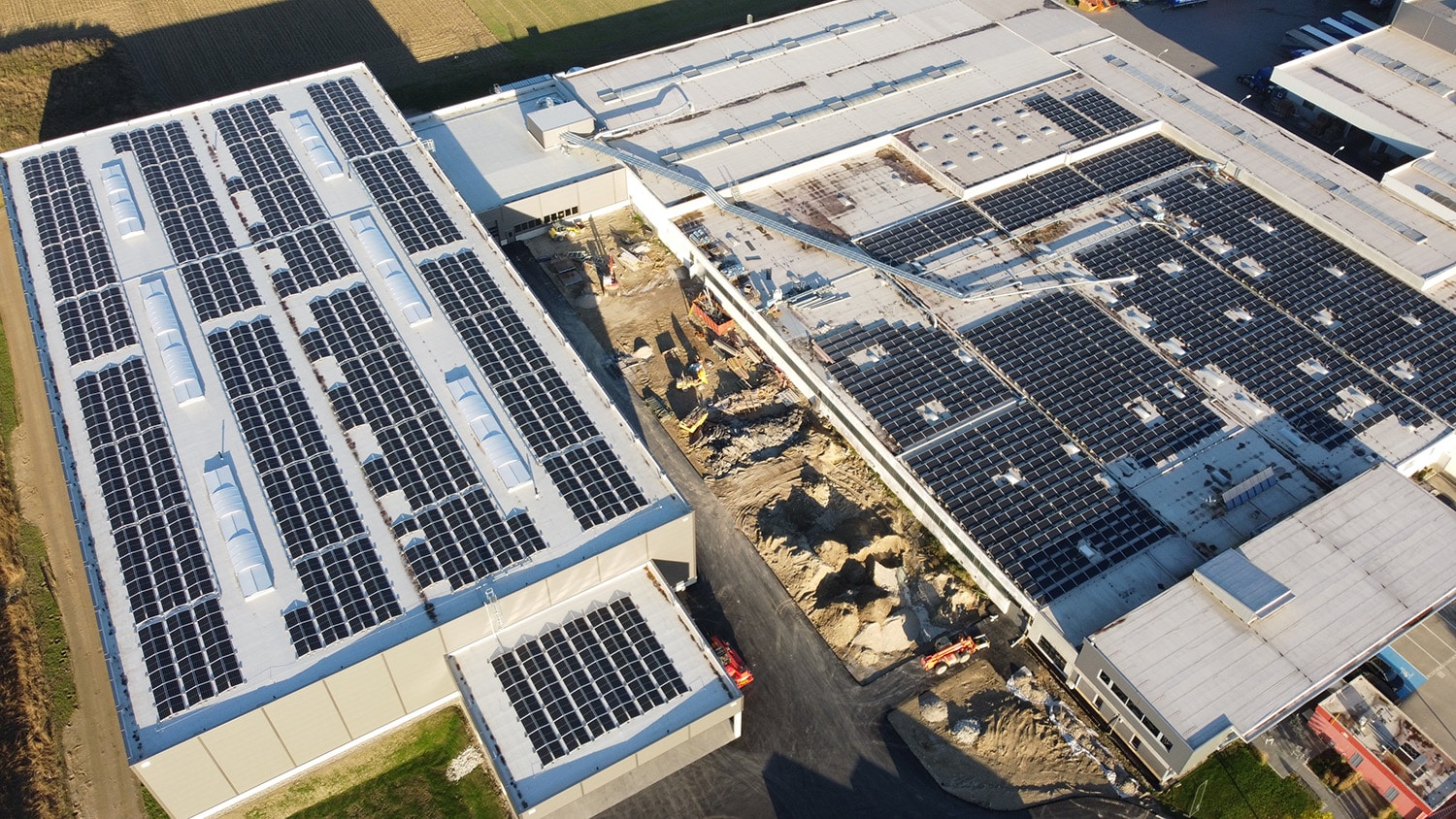 Donauwell Wellpape Photovoltaik Projekt: 958,7 kWp